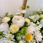 Boho White Bridal Bouquet, Garden Style Wedding Flowers with Ivory Roses and Daisies